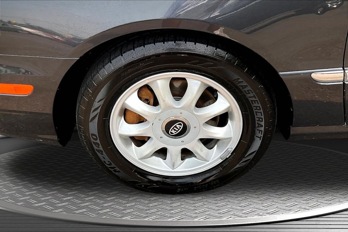 Used 2005 Kia Amanti FWD image 31