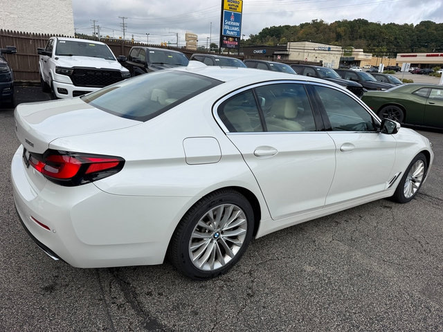 Used 2023 BMW 530i xDrive w/ Convenience Package AWD/4WD image 7