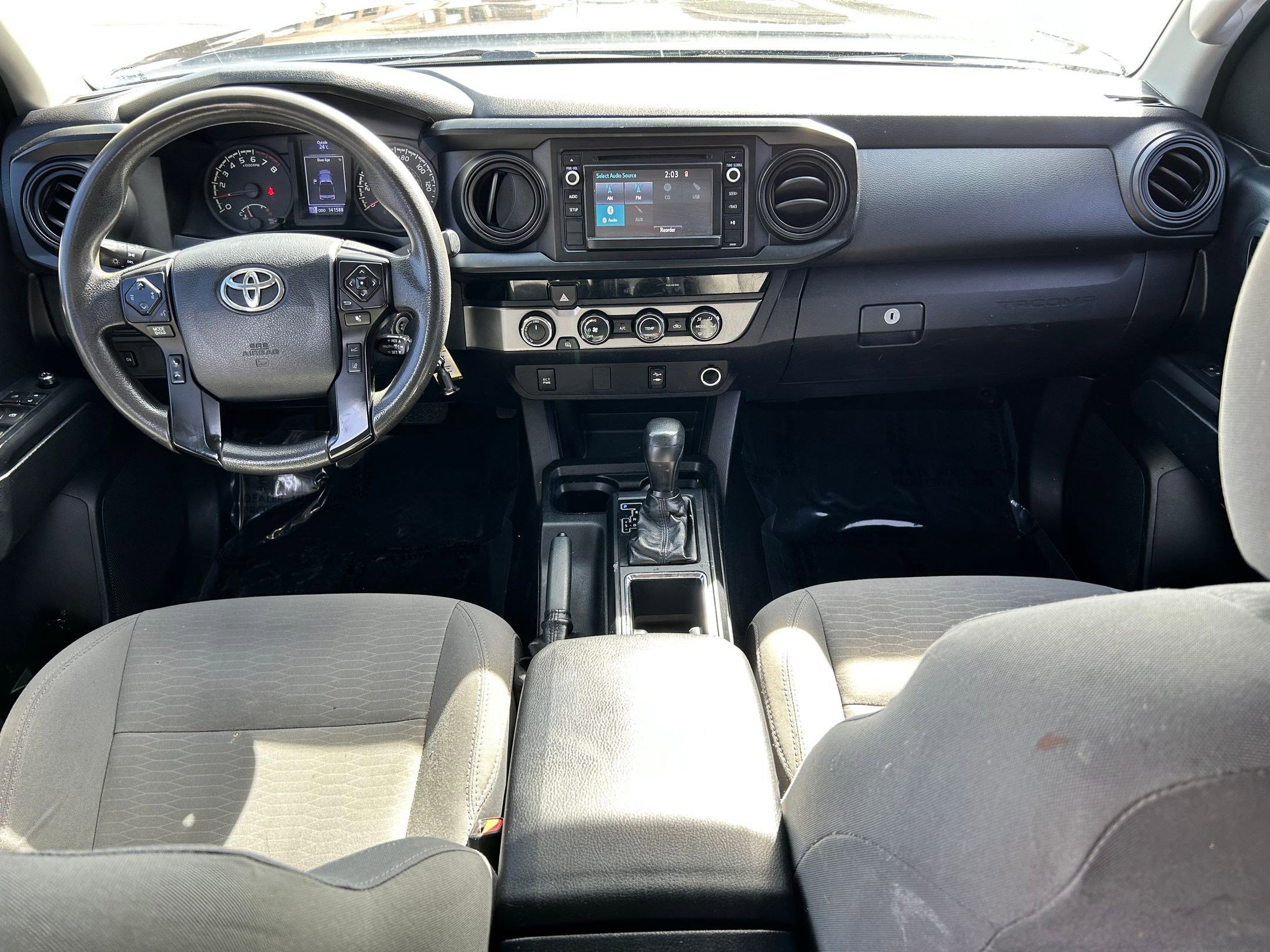Used 2018 Toyota Tacoma SR image 22