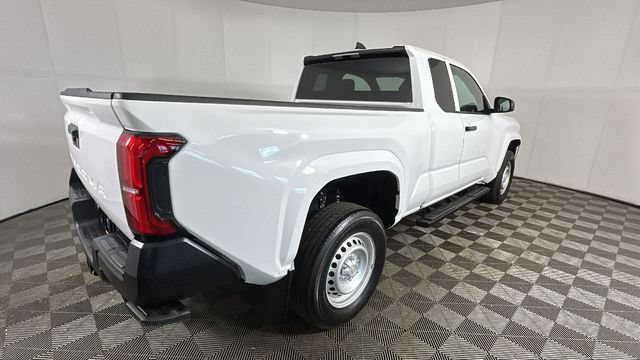 Used 2024 Toyota Tacoma SR w/ Towing Package RWD image 3