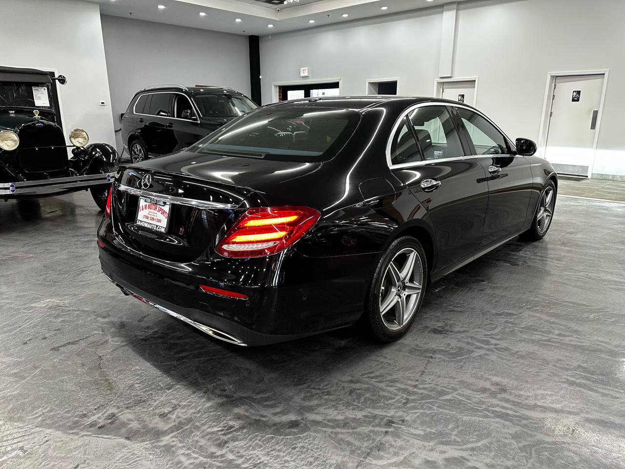 Used 2020 Mercedes-Benz E 350 Sedan image 5
