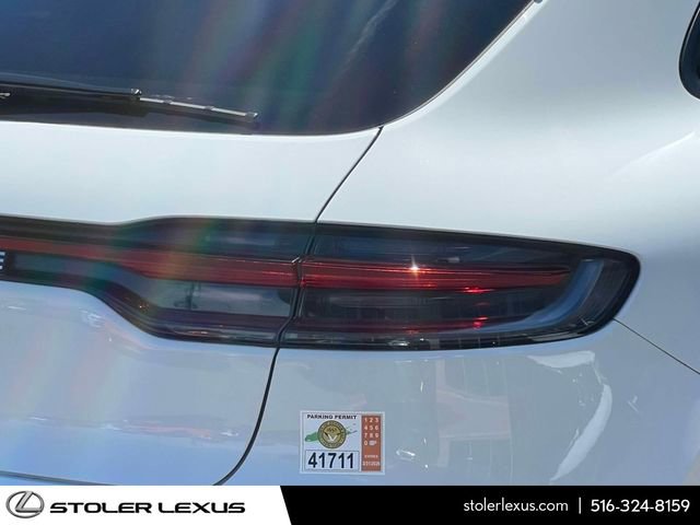 Used 2026 Porsche Macan AWD/4WD image 13