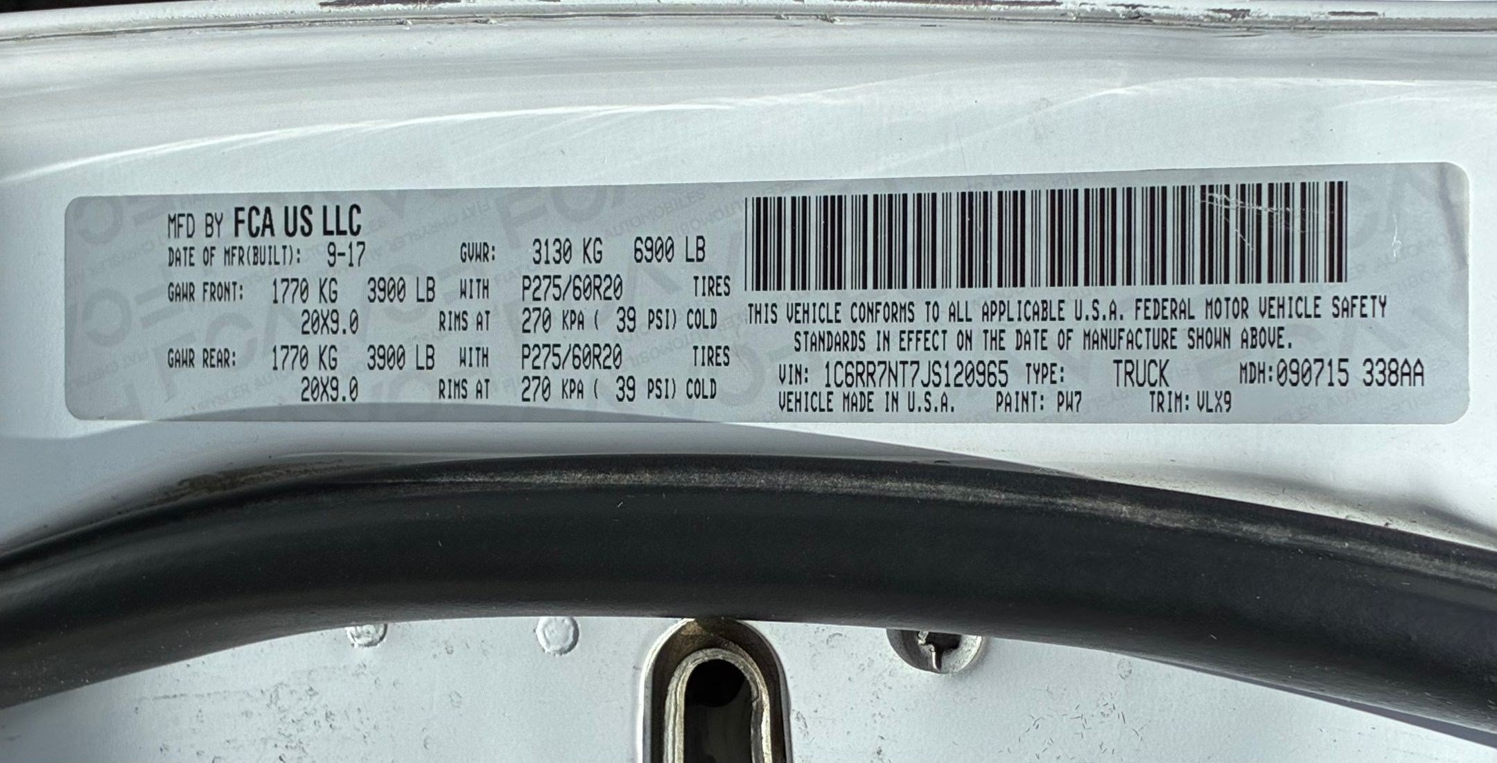 Used 2018 RAM 1500 Laramie AWD/4WD image 32