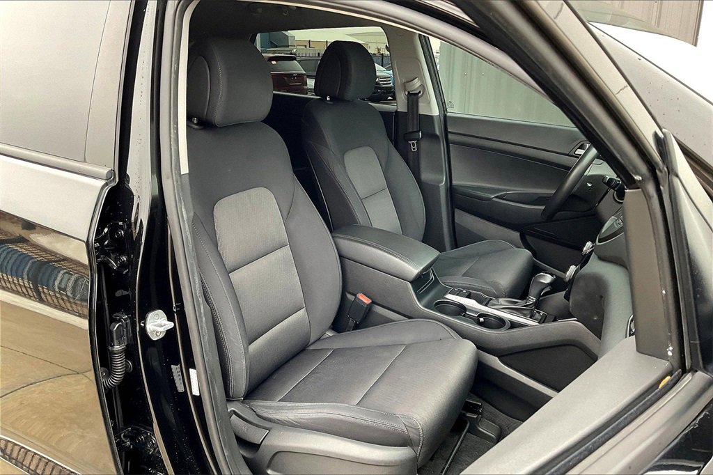 Used 2017 Hyundai Tucson Sport image 7