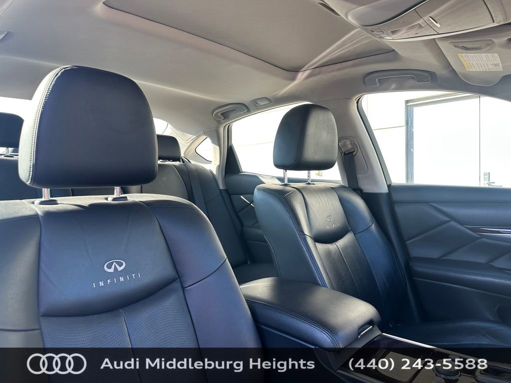 Used 2011 INFINITI M37 x w/ Premium Pkg AWD/4WD image 17