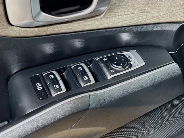 Certified 2022 Kia Sorento EX w/ Panoramic Sunroof Package image 18