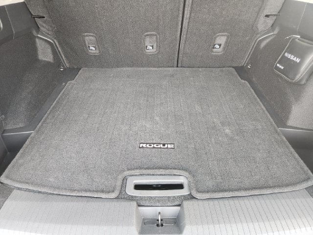 Used 2023 Nissan Rogue S FWD image 28