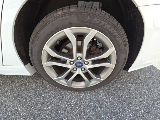 Used 2019 Ford Fusion SEL FWD image 10