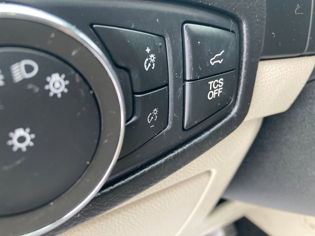 Used 2022 Ford Edge Titanium image 37