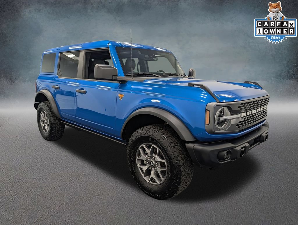 Used 2025 Ford Bronco Badlands AWD/4WD image 3