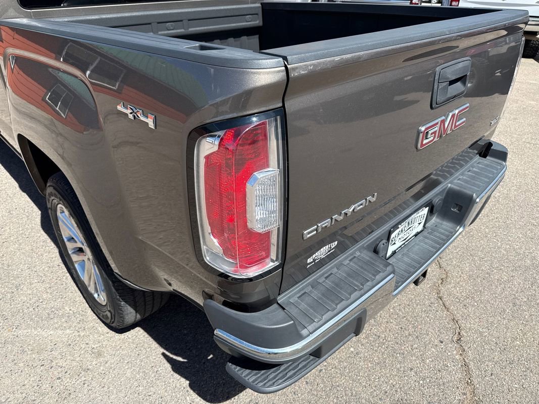 Used 2015 GMC Canyon SLT AWD/4WD image 10