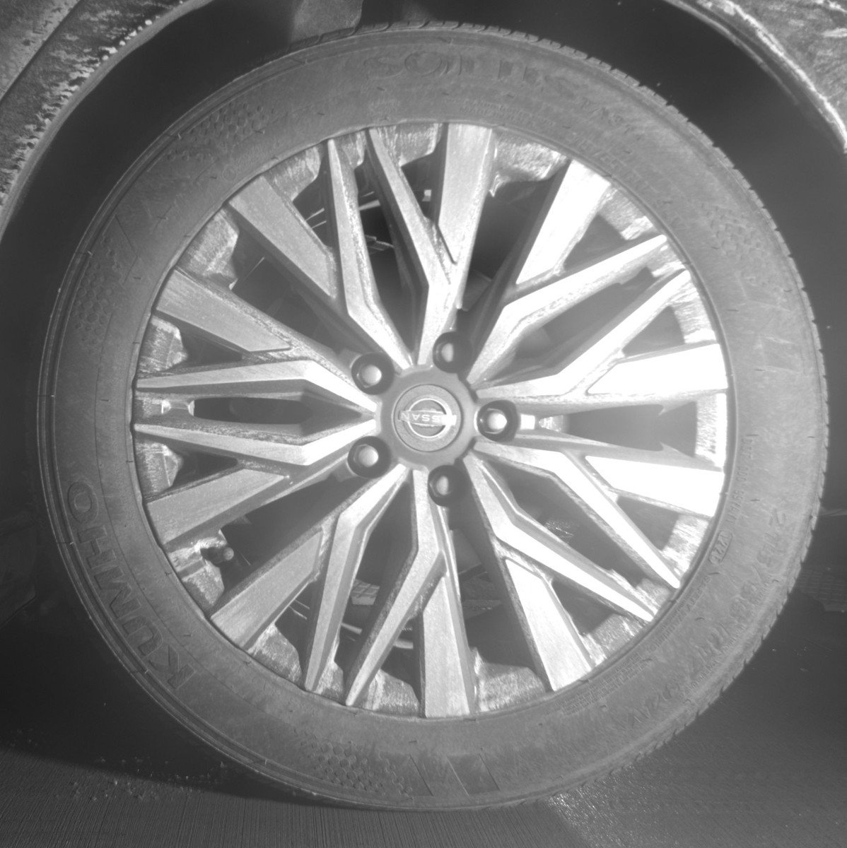 Used 2025 Nissan Altima 2.5 SV FWD image 14