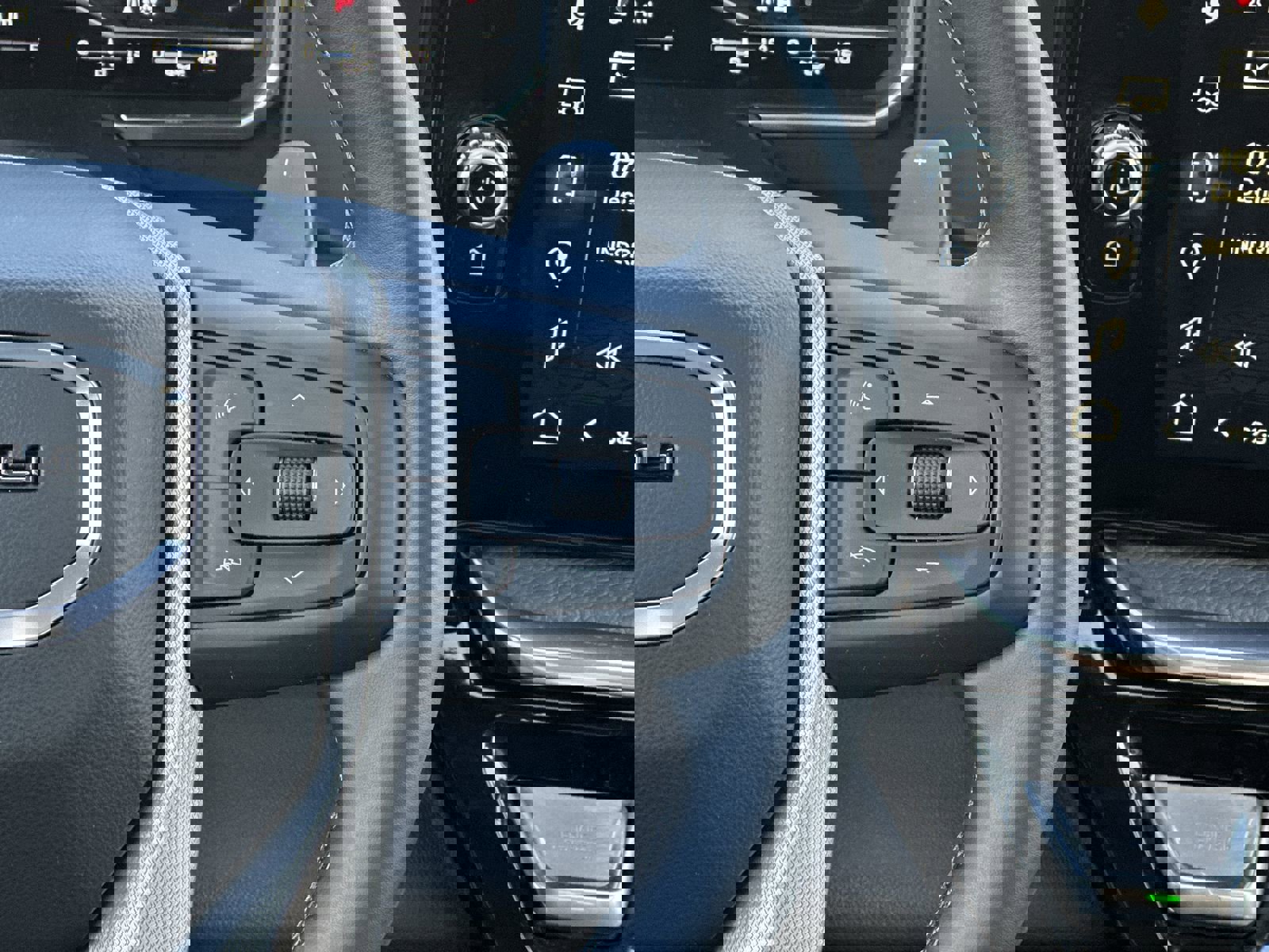 Used 2024 GMC Sierra 1500 Denali w/ Denali Reserve Package image 21