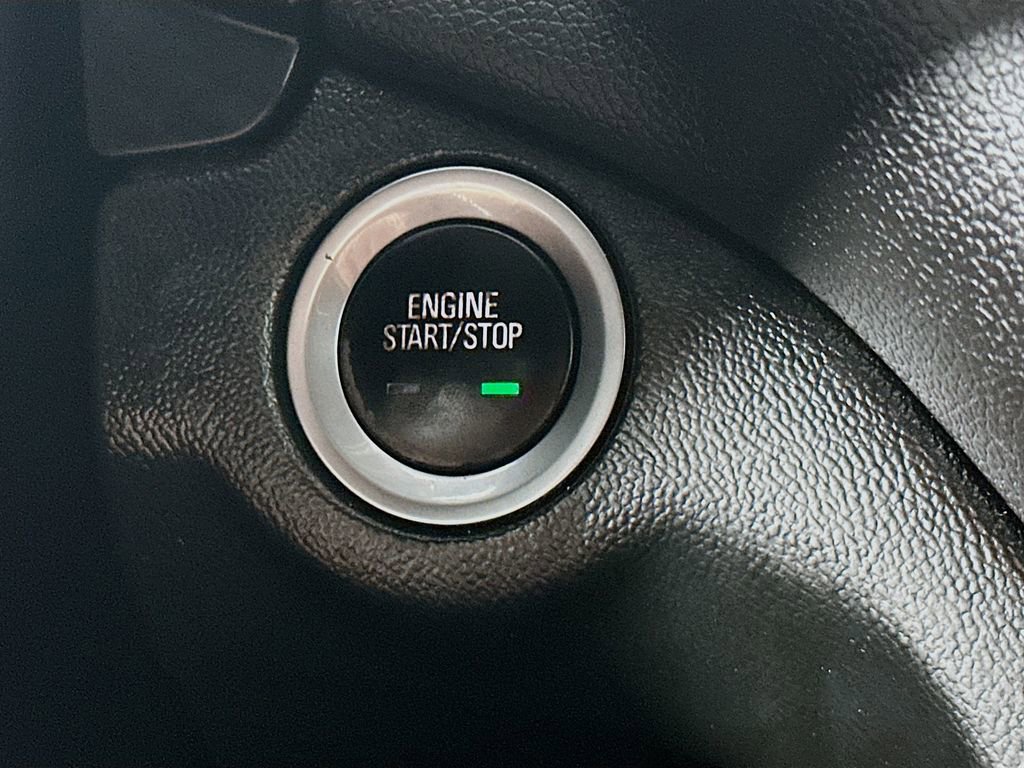 Used 2018 Chevrolet Equinox LT FWD image 27