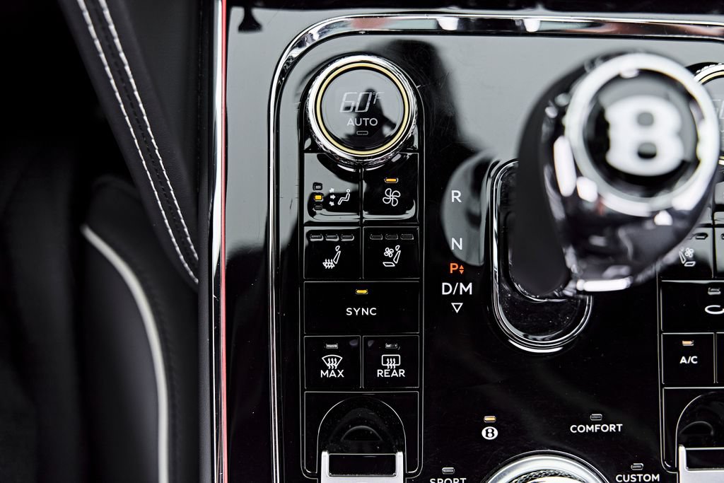 Used 2022 Bentley Flying Spur V8 AWD/4WD image 79