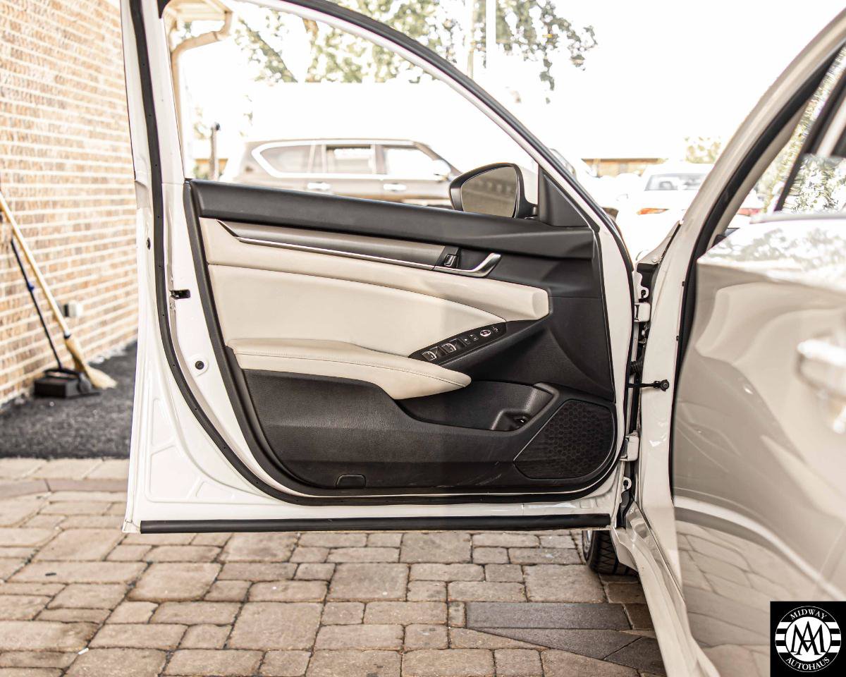 Used 2018 Honda Accord LX image 26