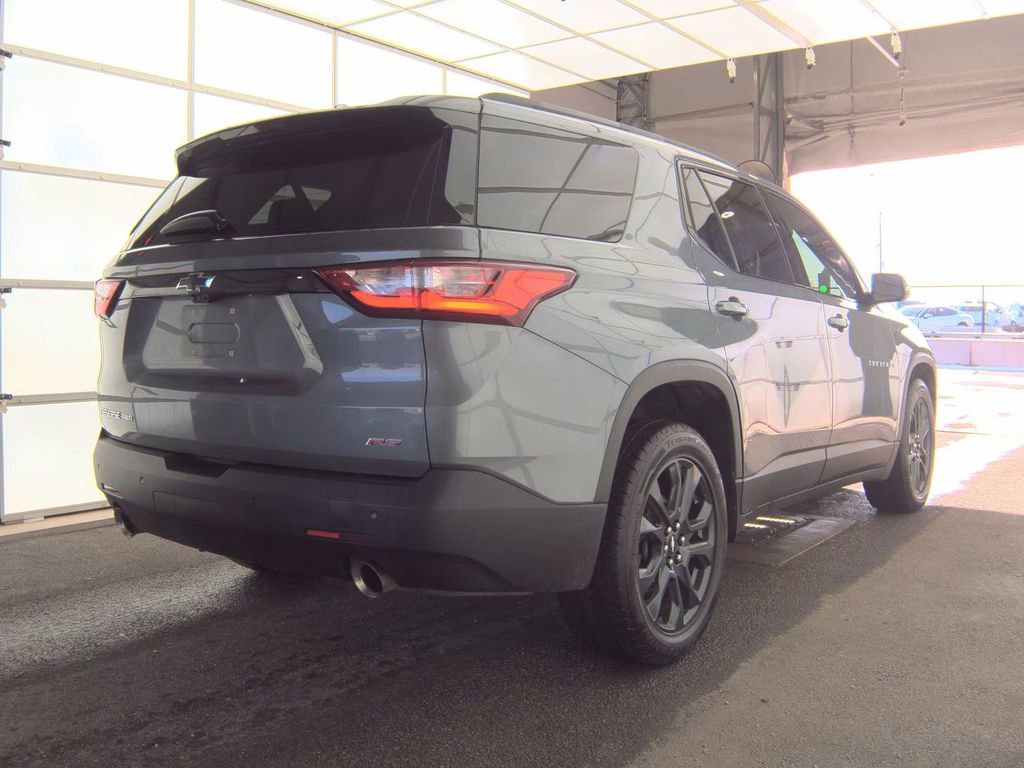 Used 2021 Chevrolet Traverse RS image 7