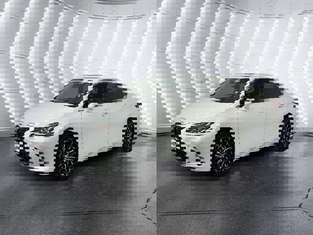 Used 2023 Lexus ES 350 w/ Premium Package image 3