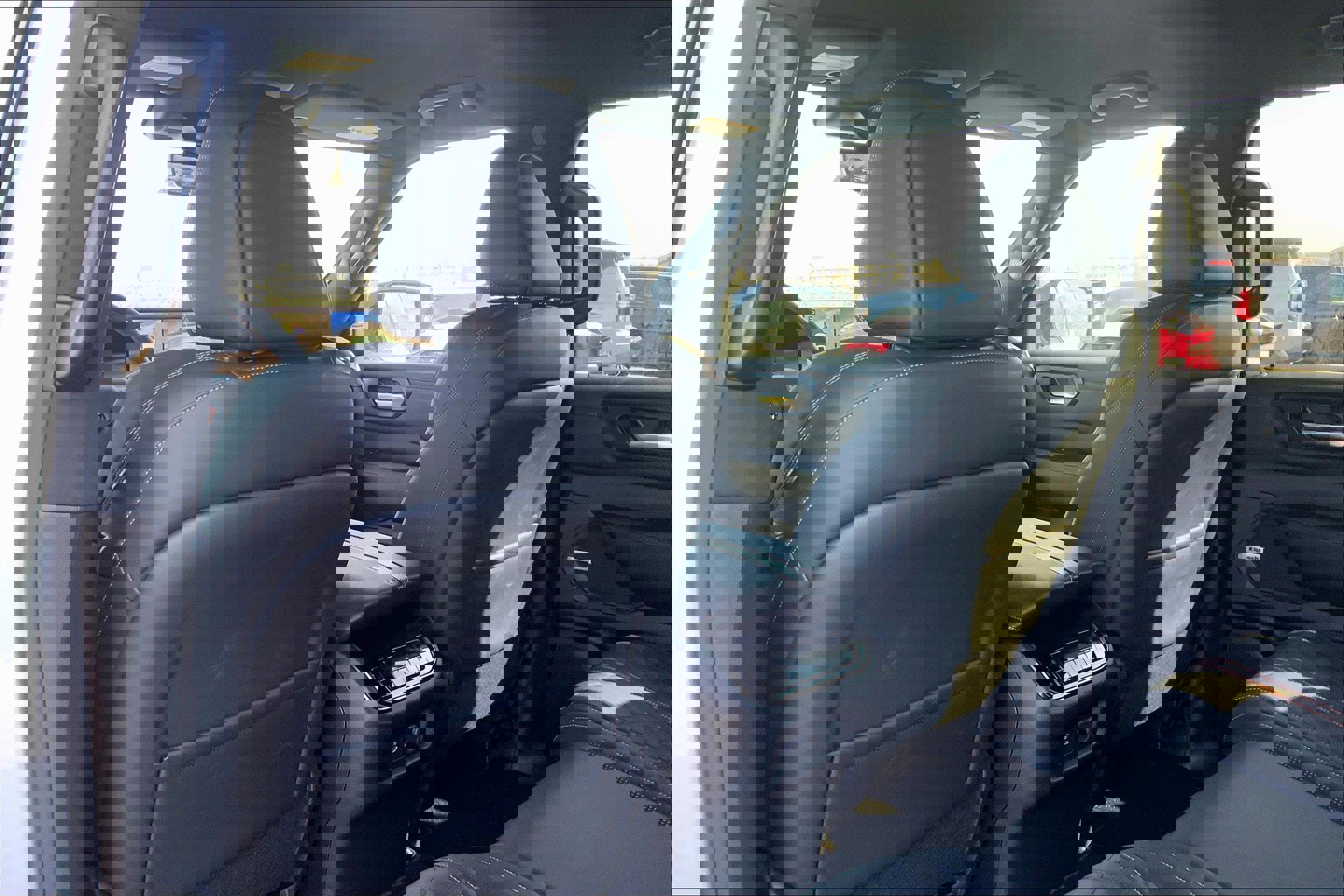 New 2025 Nissan Armada PRO-4X image 17