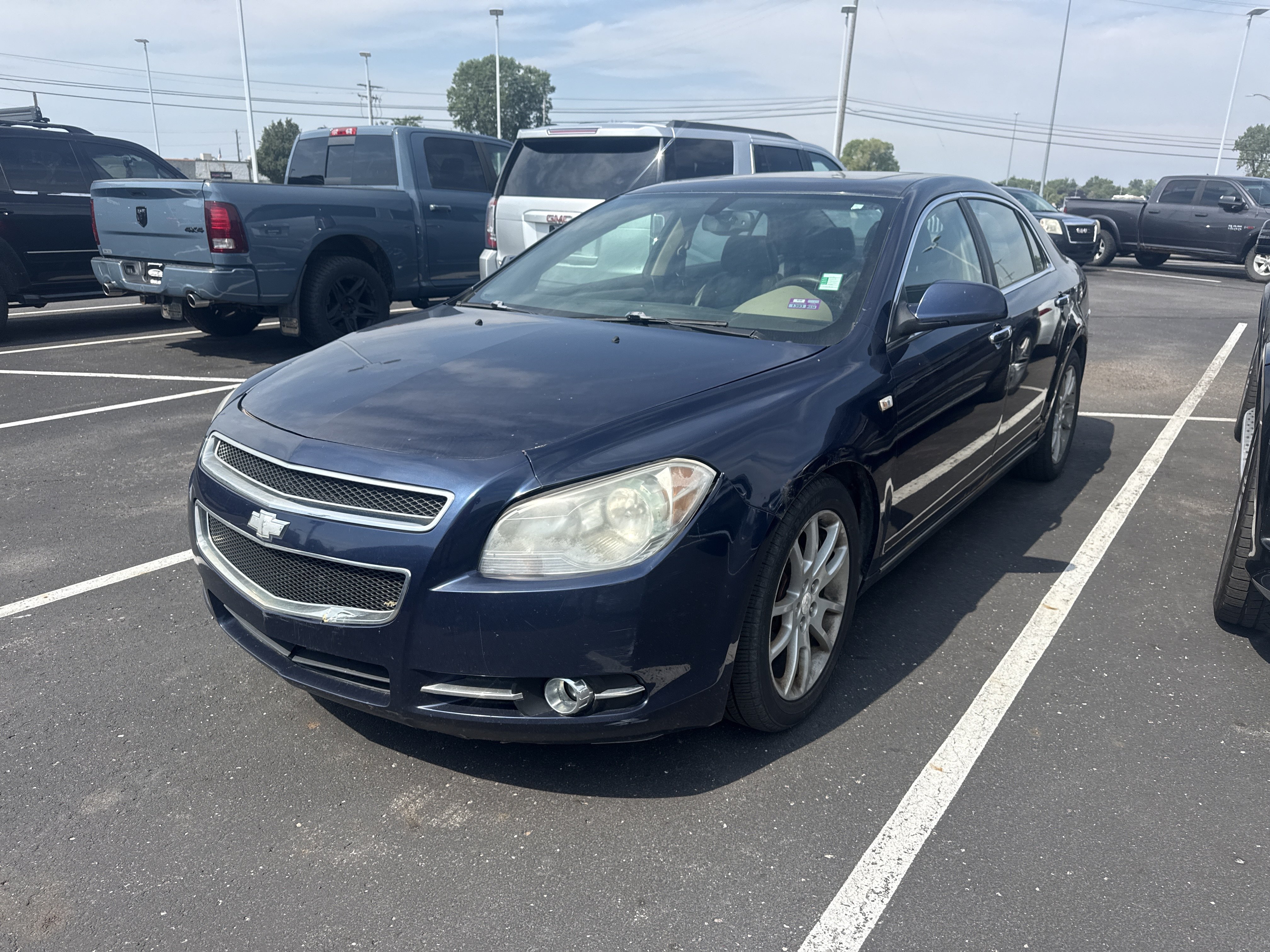 Used 2008 Chevrolet Malibu LTZ FWD image 1