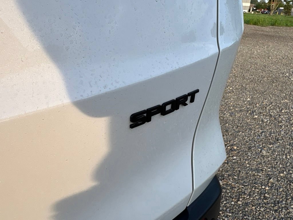 Used 2025 Honda CR-V Sport image 4