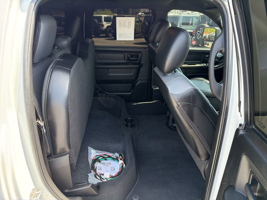 Used 2024 RAM 3500 Tradesman w/ Chrome Appearance Group AWD/4WD image 20