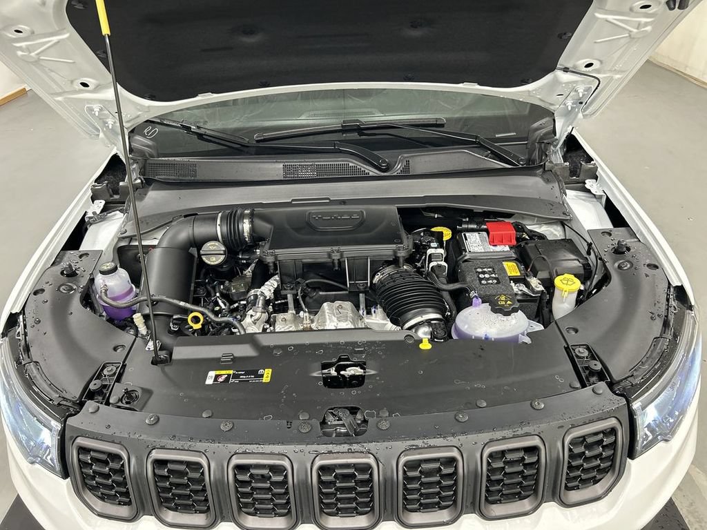 New 2026 Jeep Compass Trailhawk w/ Sun, Sound & Navigation Group AWD/4WD image 10