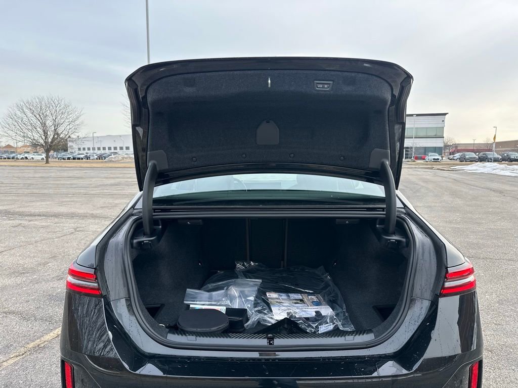 New 2026 BMW 530i xDrive w/ M Sport Package image 23