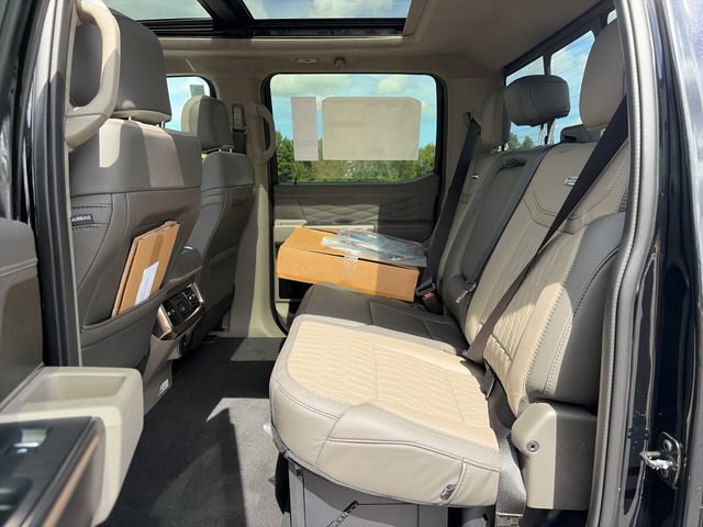 New 2026 Ford F450 Platinum w/ Platinum Plus Package AWD/4WD image 28