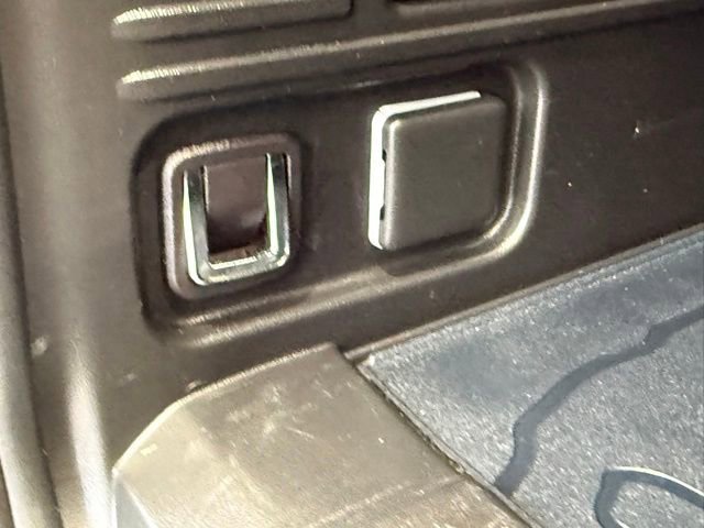 Used 2024 GMC Hummer EV 3X AWD/4WD image 7