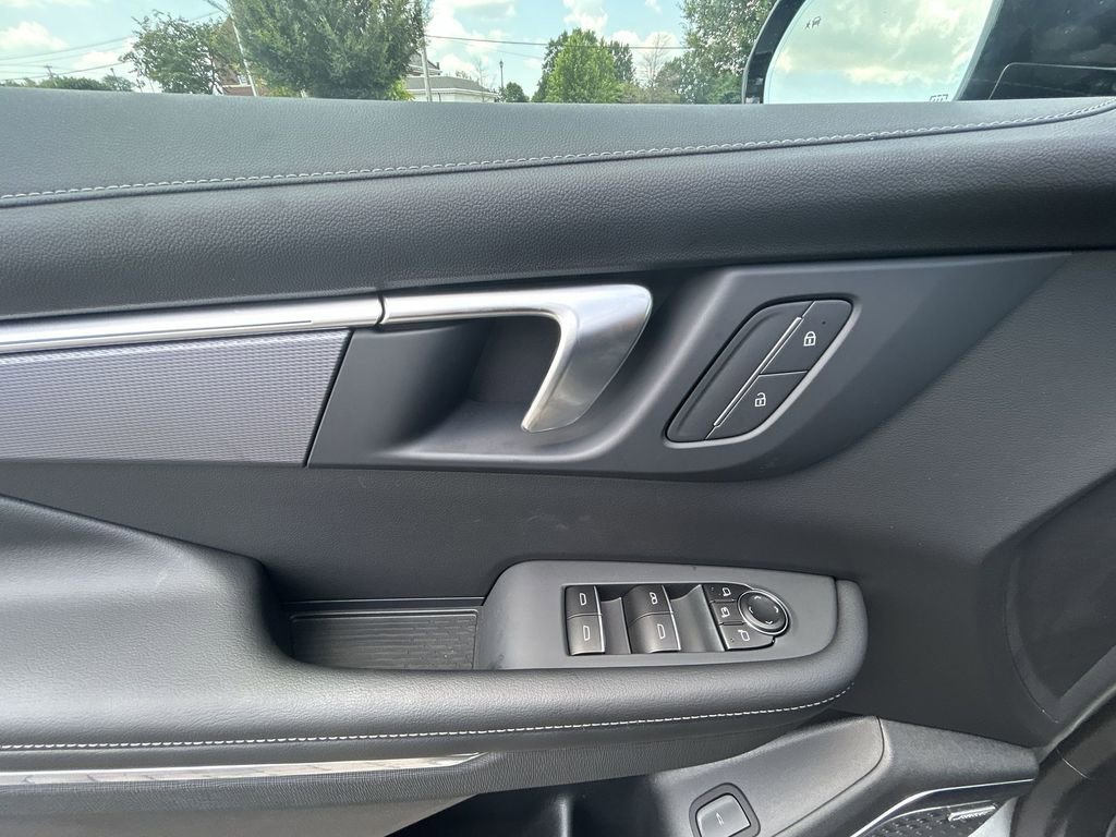 New 2026 Buick Enclave Sport Touring w/ Super Cruise Package image 23