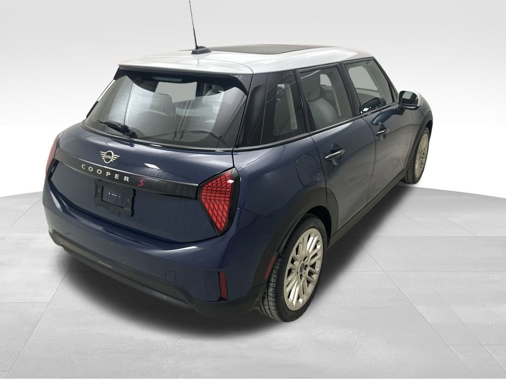 Certified 2025 MINI Cooper S image 9