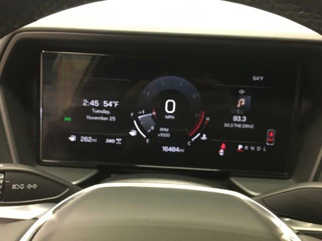 Used 2025 GMC Terrain Elevation image 25