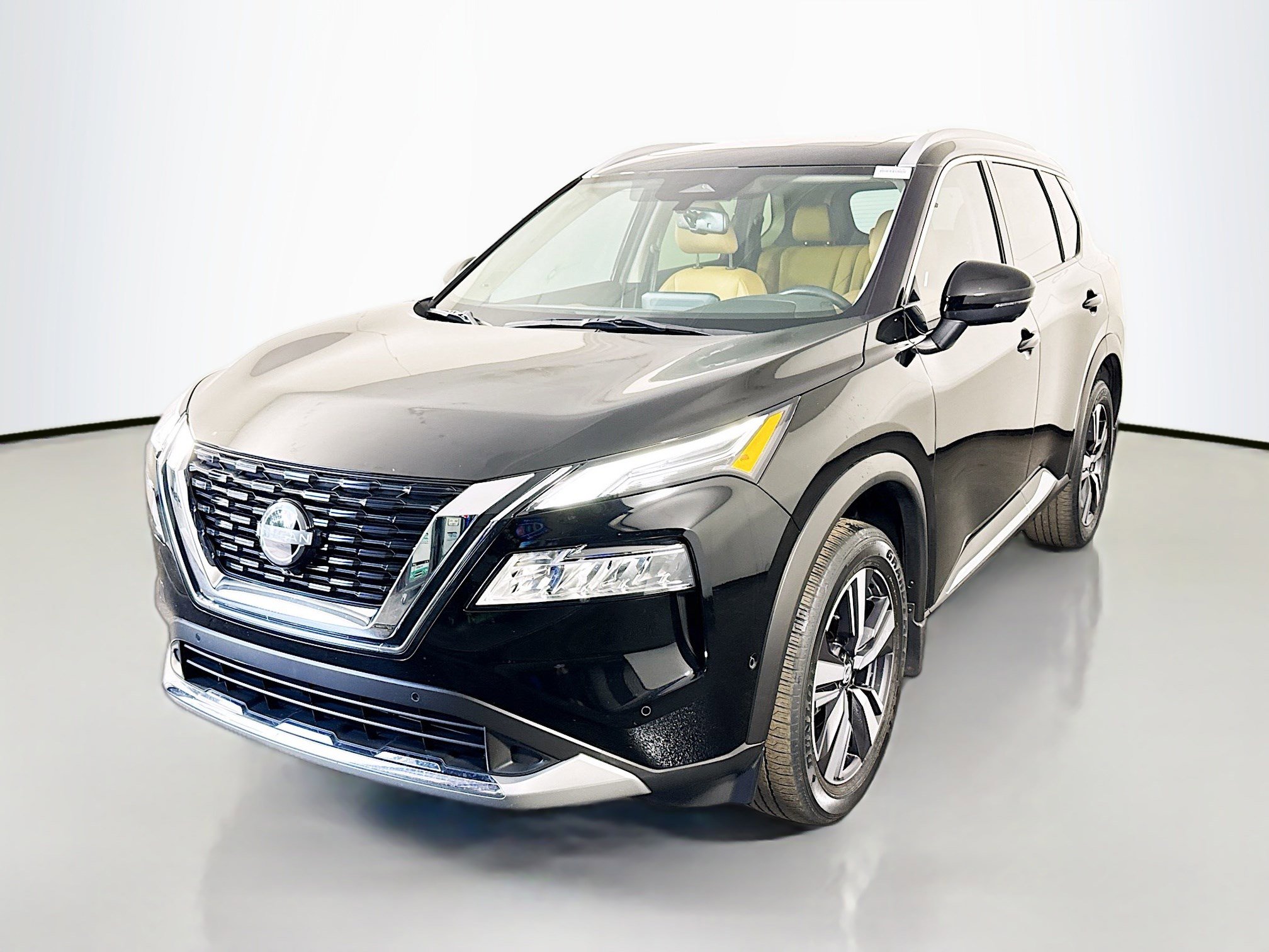 Used 2023 Nissan Rogue Platinum FWD image 4