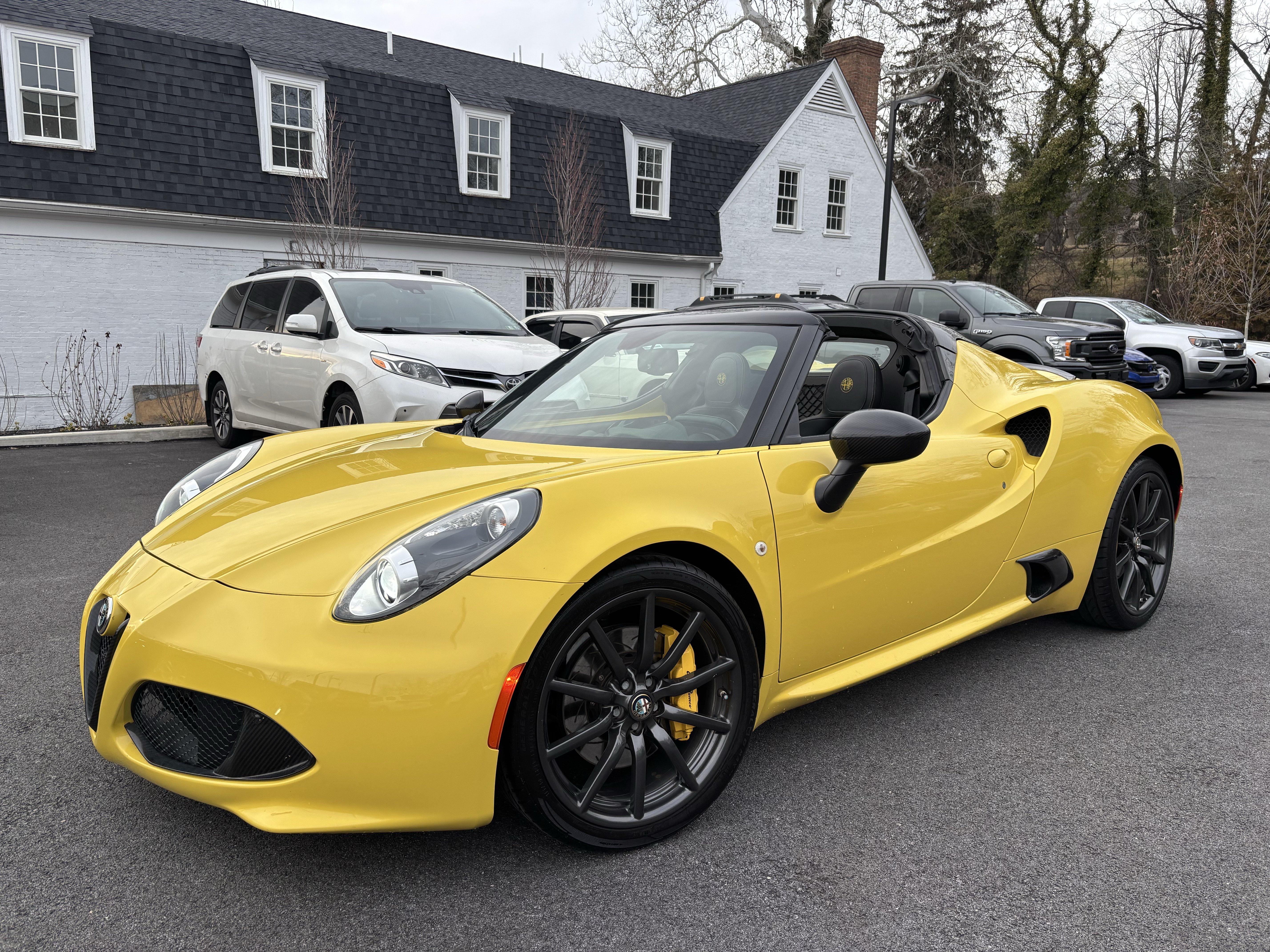 Used 2016 Alfa Romeo 4C Spider RWD video 1