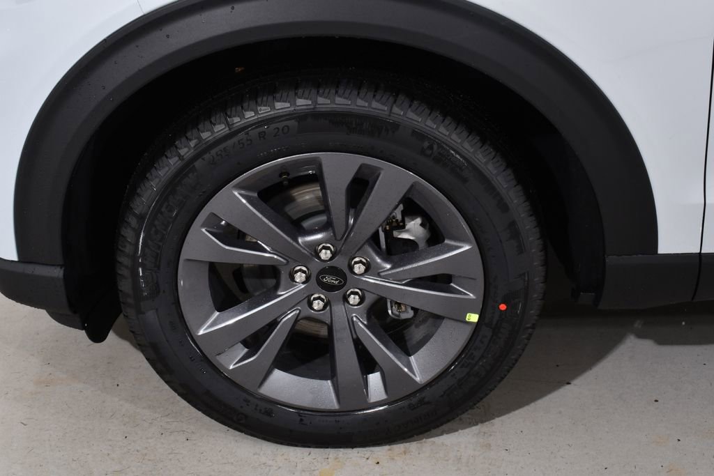 New 2026 Ford Explorer Active w/ Active Comfort Package image 25