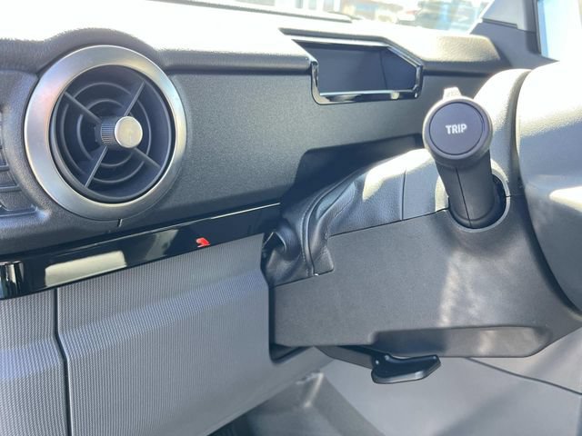 Used 2025 INEOS Grenadier AWD/4WD image 29