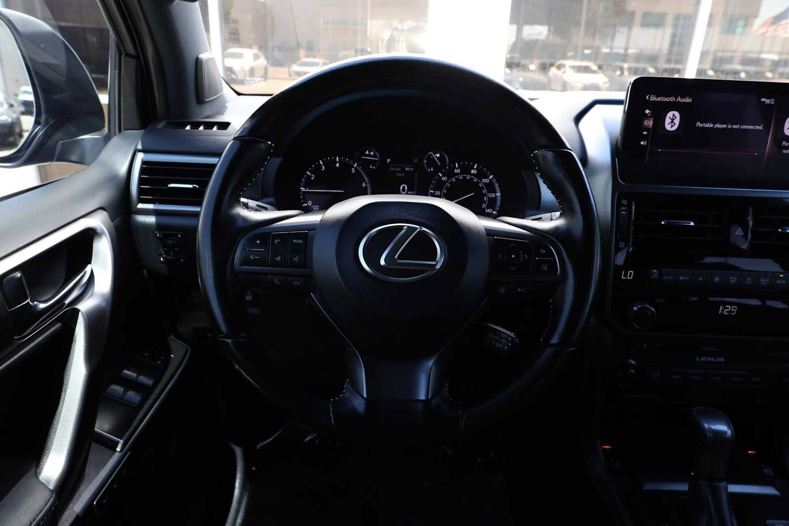 Used 2022 Lexus GX 460 w/ Black Line Special Edition AWD/4WD image 17