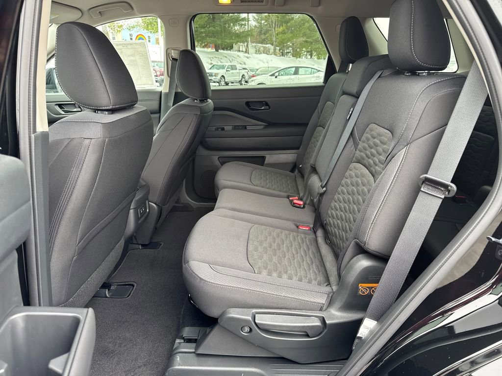 New 2026 Nissan Pathfinder SV image 26
