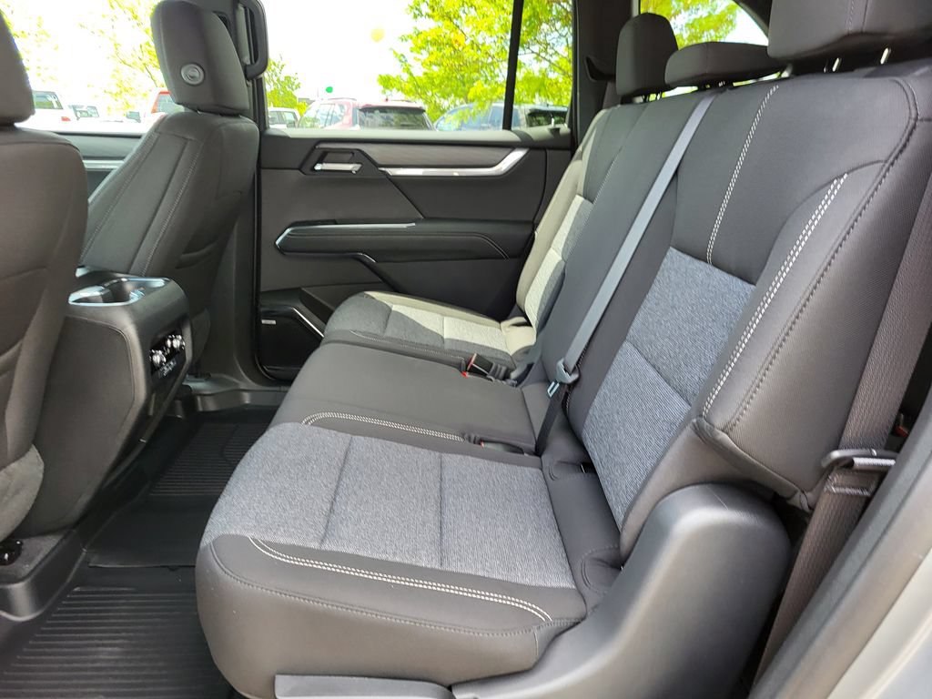 New 2025 GMC Acadia Elevation w/ Black Edition AWD/4WD image 5