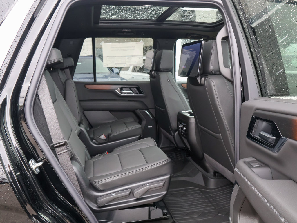 New 2026 GMC Yukon Denali w/ Denali Reserve Package AWD/4WD image 39
