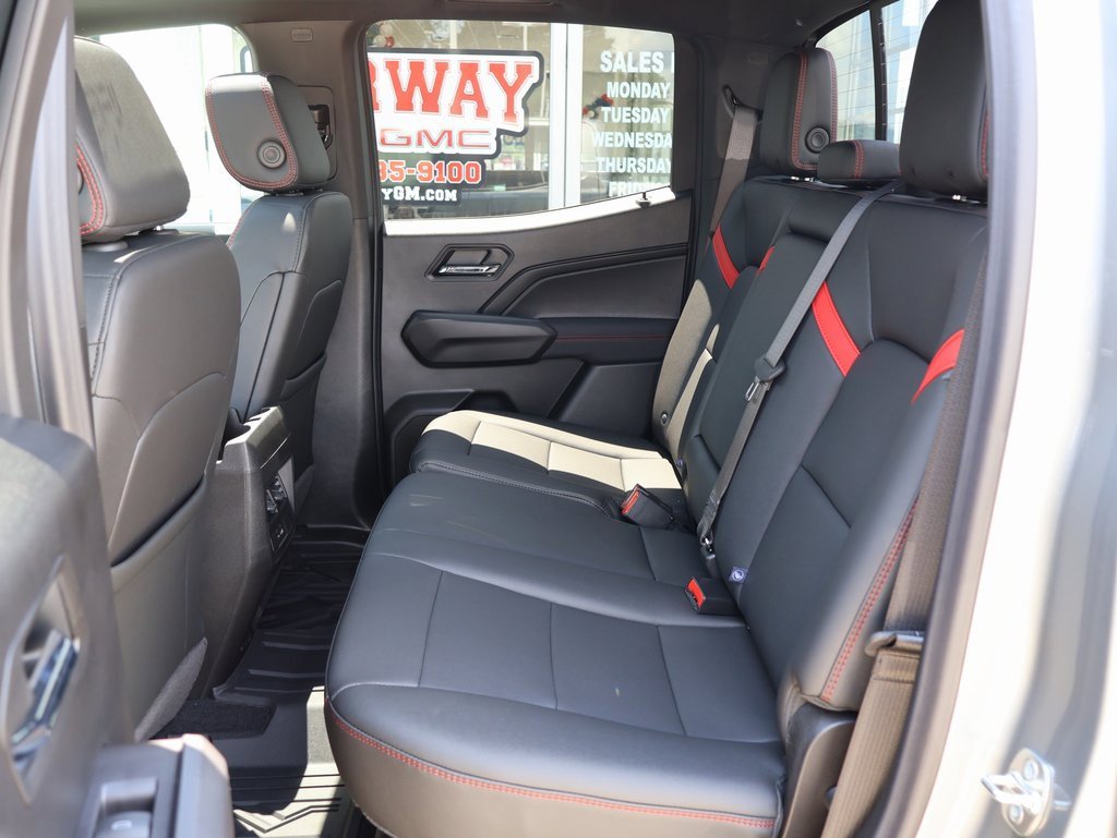 New 2025 Chevrolet Colorado Z71 w/ Z71 Convenience Package 2 image 27