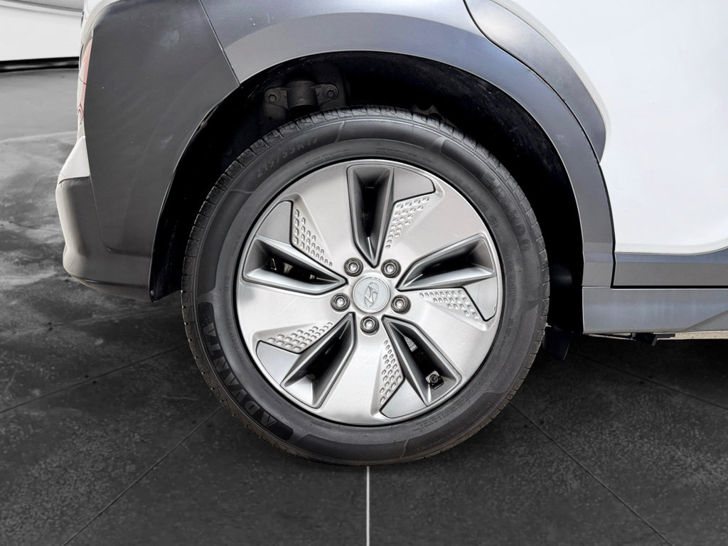 Used 2021 Hyundai Kona Limited FWD image 35