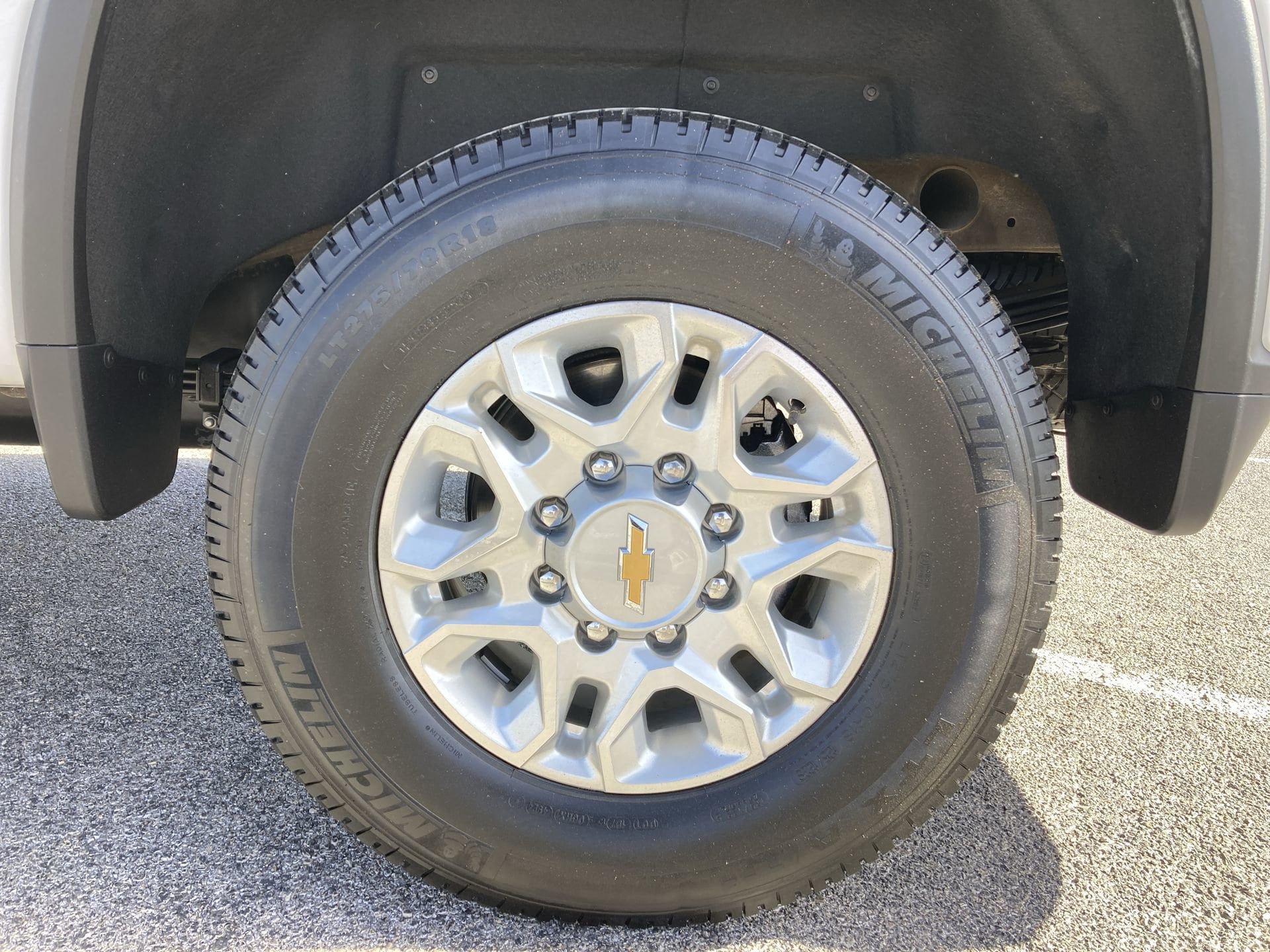 Used 2025 Chevrolet Silverado 2500 LTZ w/ LTZ Convenience Package image 19