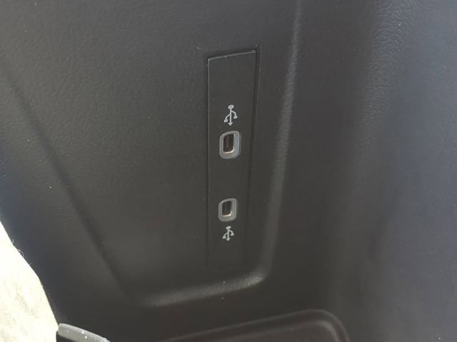 New 2026 Volkswagen Tiguan SEL R-Line image 25