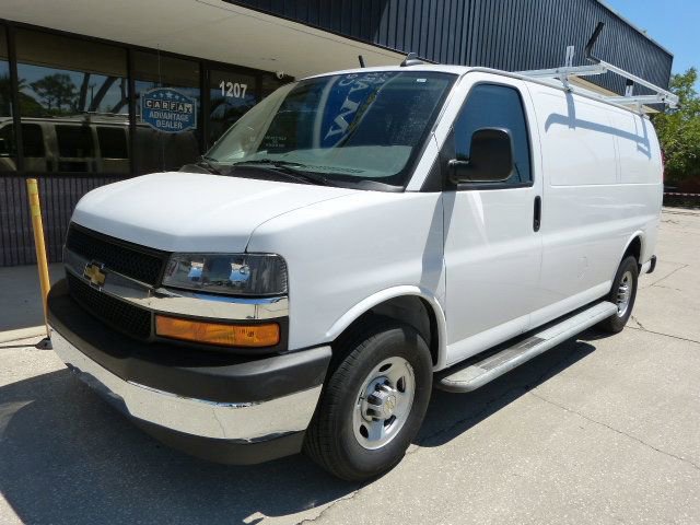 Used 2022 Chevrolet Express 2500 w/ Driver Convenience Package image 2