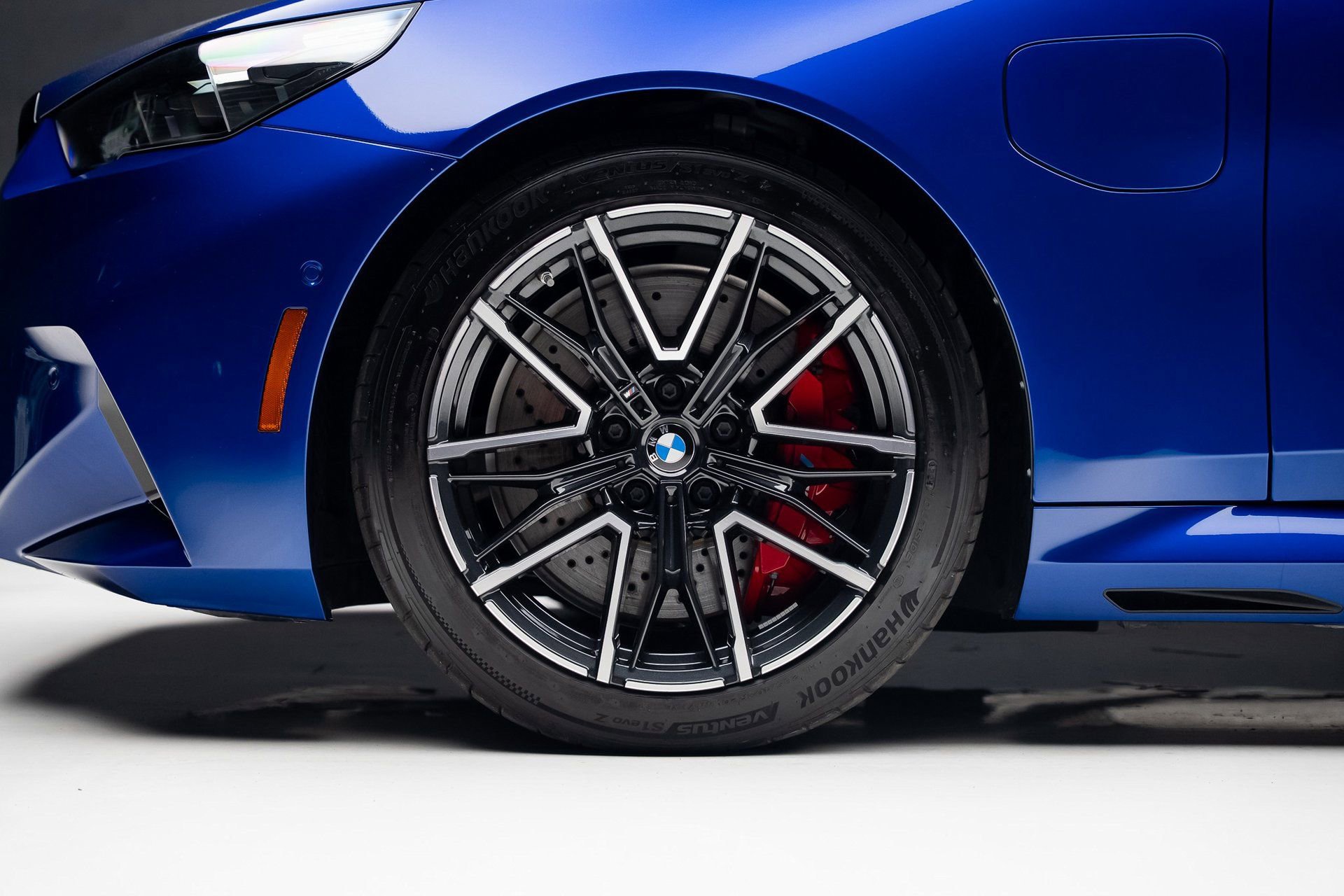 Used 2025 BMW M5 image 19