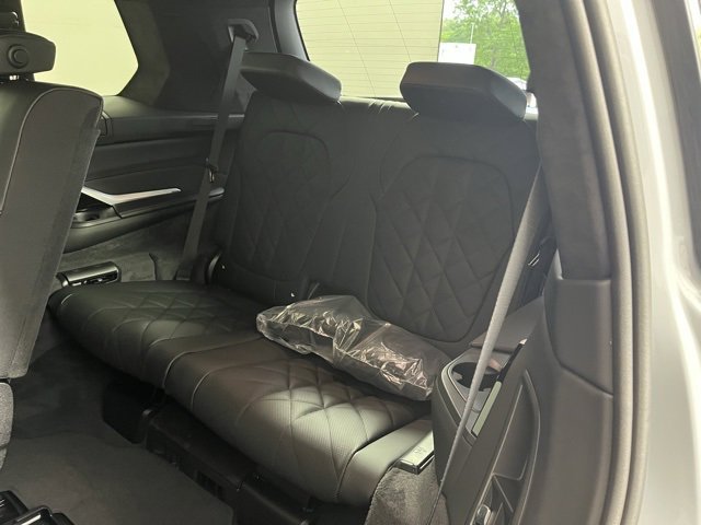 New 2026 BMW X7 xDrive40i w/ Executive Package image 20