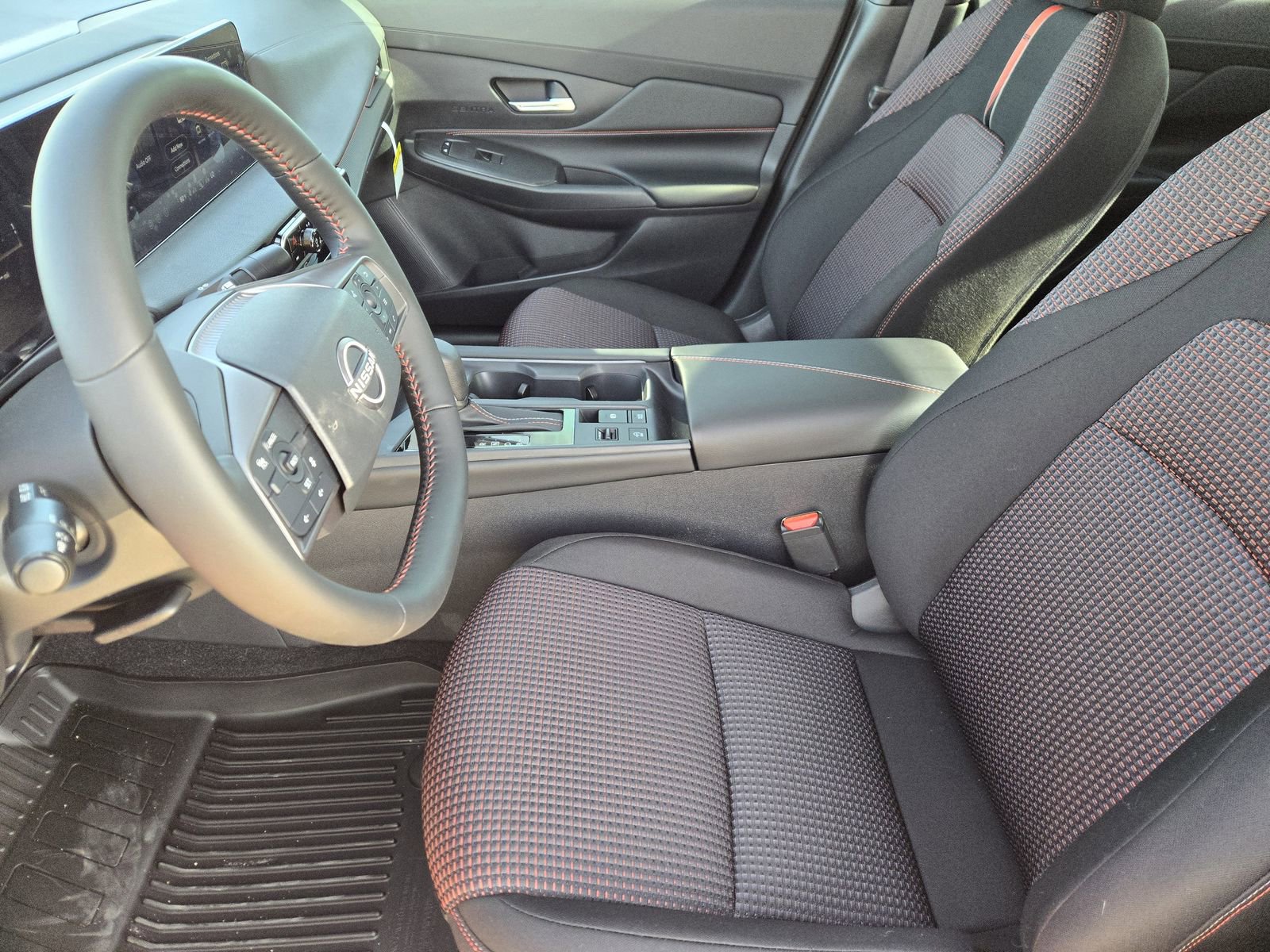 New 2026 Nissan Sentra SR FWD image 12