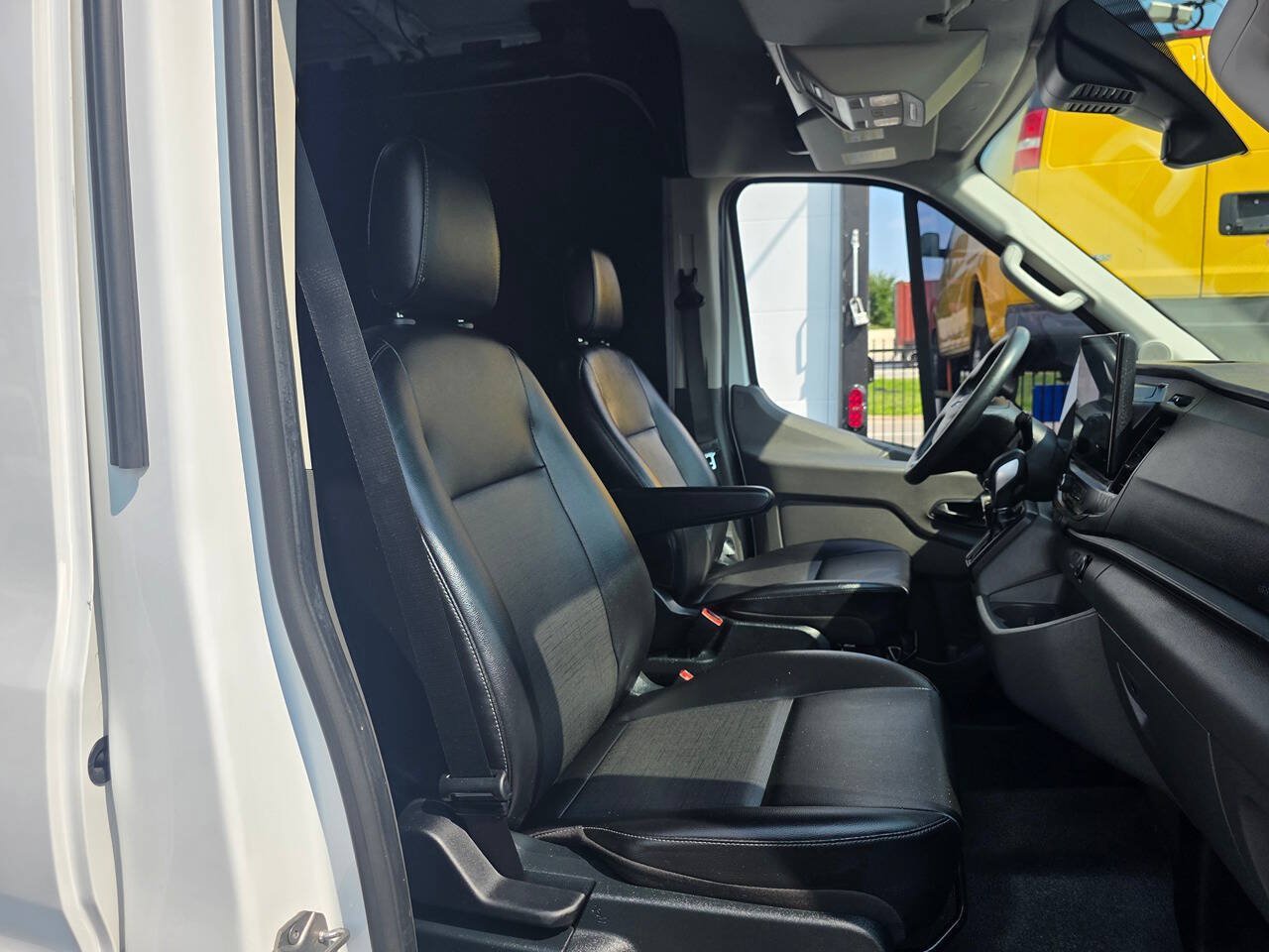 Used 2023 Ford Transit 250 Medium Roof w/ Load Area Protection Package RWD image 9